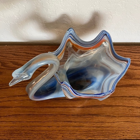 Vintage Hand-blown Art Glass Swan Bowl/Planter - Picture 5 of 11